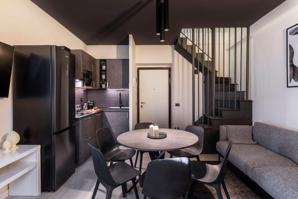 Stupendo Duplex In Centro A Milano Apartment Exterior photo
